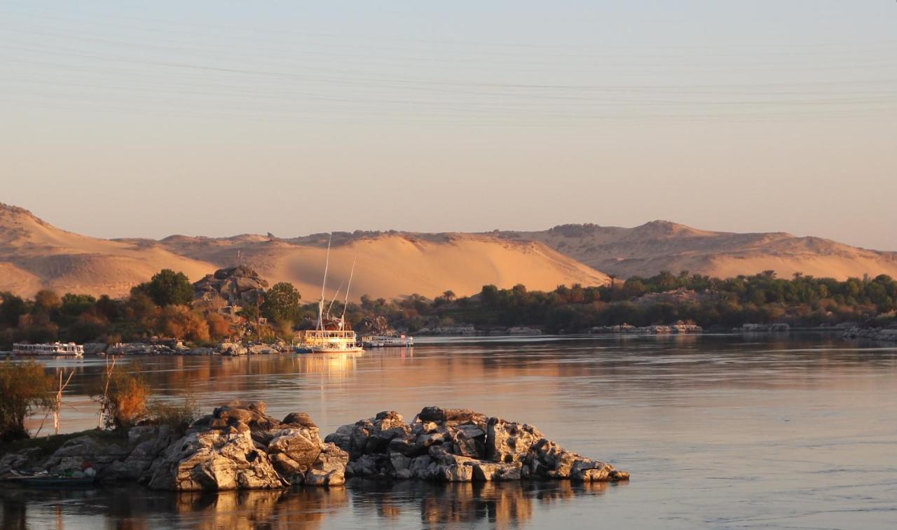 Artika Wadi Kiki Hotel Aswan Bagian luar foto